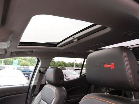 Used 2022 GMC Acadia AT4 AWD/4WD image 9