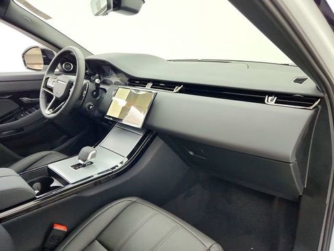 New 2025 Land Rover Range Rover Evoque S image 17