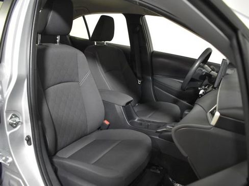 Used 2026 Toyota Corolla LE FWD image 30
