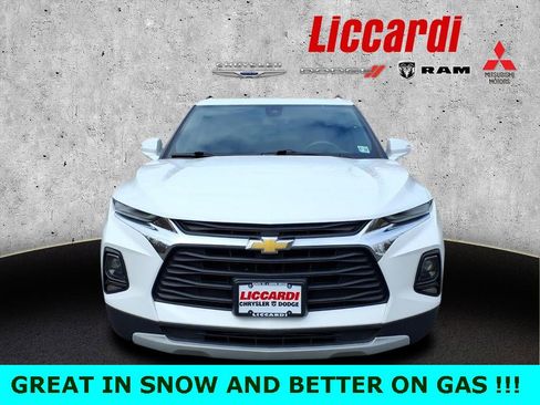 Used 2022 Chevrolet Blazer LT image 2