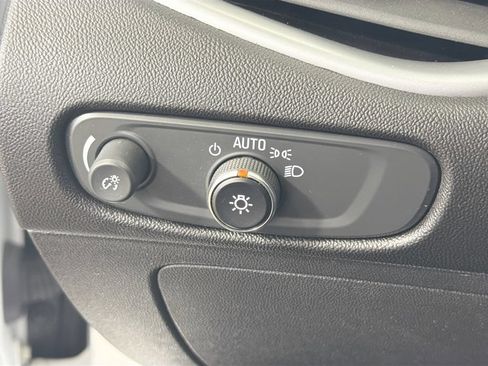Used 2023 Chevrolet Malibu LT FWD image 12