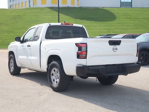 Used 2022 Nissan Frontier S RWD image 6