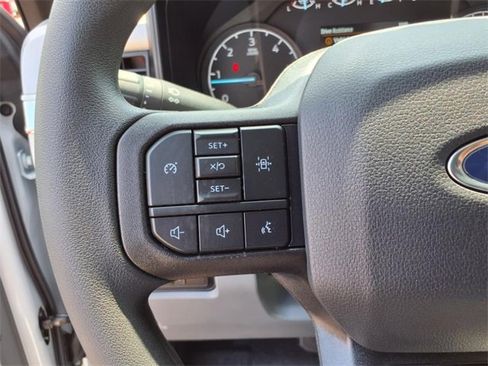 New 2025 Ford F550 4x4 Regular Cab Super Duty image 11