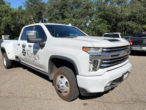 Used 2022 Chevrolet Silverado 3500 High Country w/ Safety Package II AWD/4WD image 3