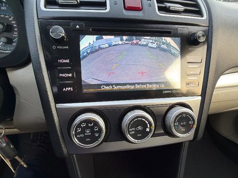 Used 2015 Subaru Crosstrek 2.0i Limited image 17