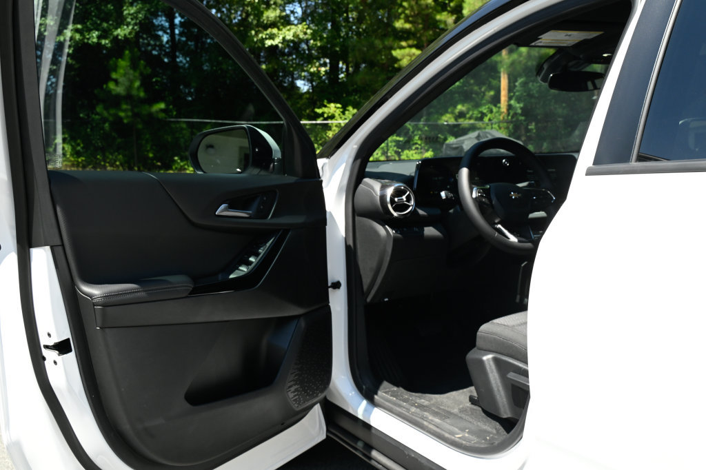New 2026 Chevrolet Equinox LT AWD/4WD image 21