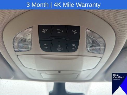 Used 2023 Chrysler Voyager LX FWD image 39