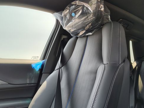 New 2025 Cadillac Lyriq Sport image 29