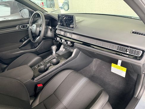 Used 2026 Honda Civic Sport image 19