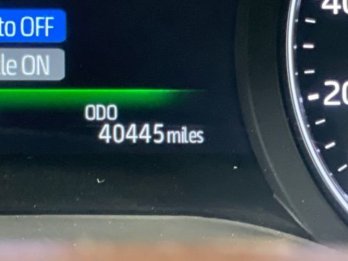 Certified 2023 Toyota Sienna Platinum image 19