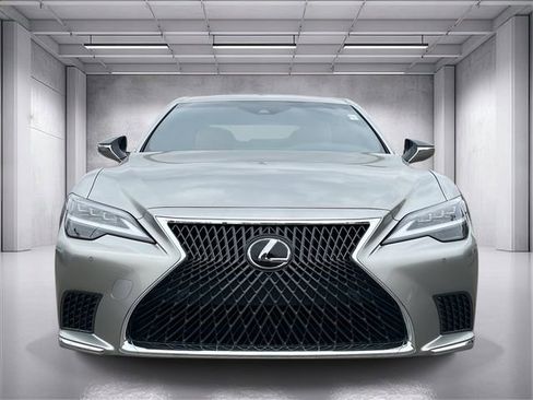 Certified 2023 Lexus LS 500 w/ Accessory Package (Z2) RWD image 8