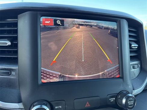 Used 2024 RAM 2500 Big Horn w/ Bed Utility Group image 17