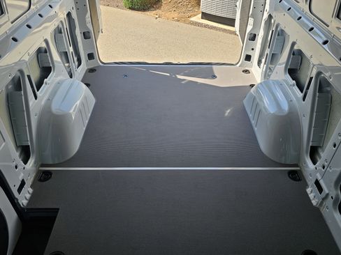 New 2025 Mercedes-Benz Sprinter 2500 image 9