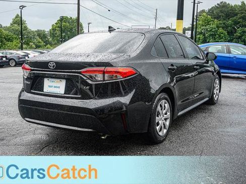Used 2020 Toyota Corolla LE FWD image 15
