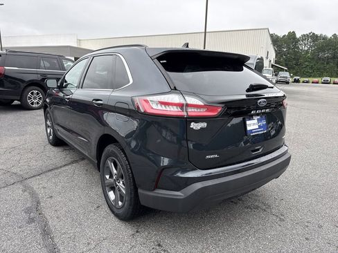Used 2022 Ford Edge SEL w/ Sport Appearance Package AWD/4WD image 5