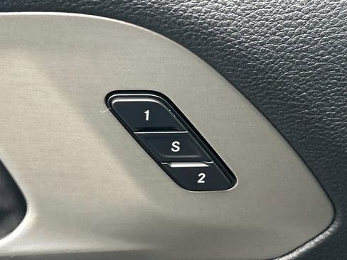 Used 2020 Chrysler Pacifica Touring-L w/ Advanced Safetytec Group image 24