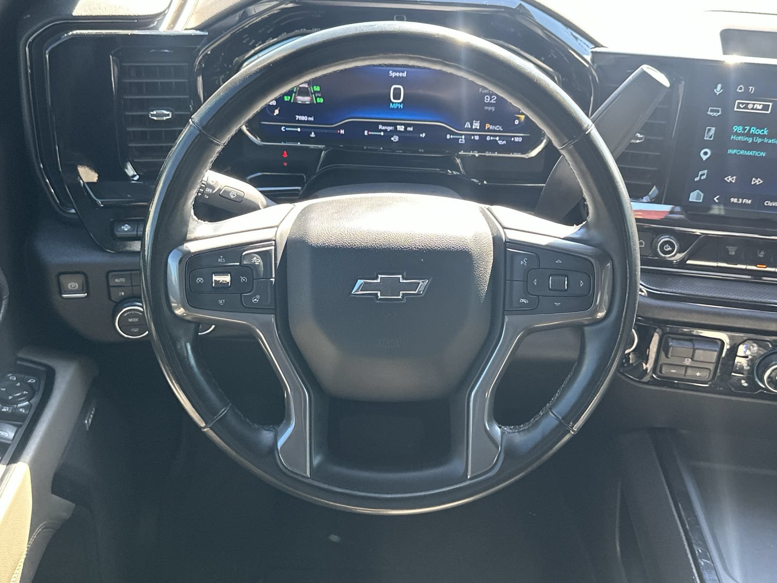 Used 2024 Chevrolet Silverado 2500 ZR2 w/ Technology Package AWD/4WD image 19