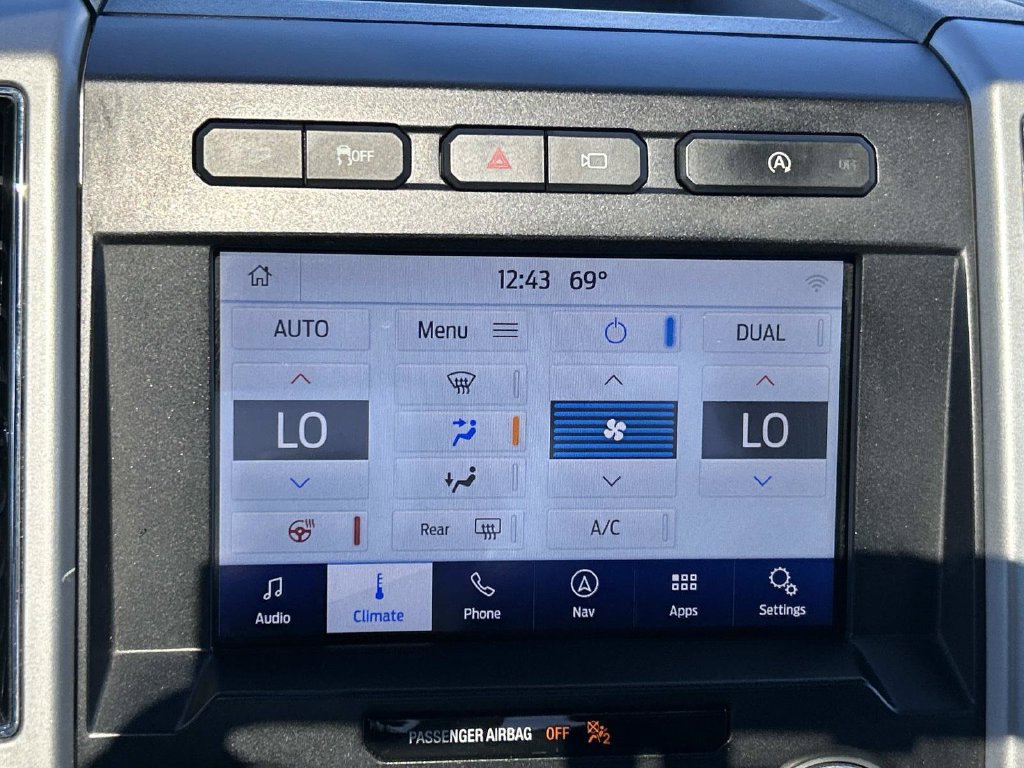 Used 2019 Ford F150 Lariat w/ Equipment Group 502A Luxury AWD/4WD image 34