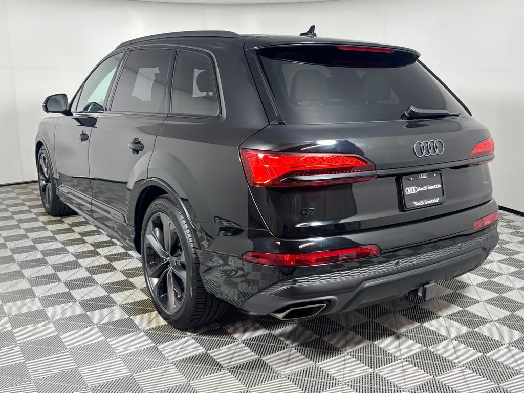 Used 2026 Audi Q7 3.0T Premium Plus w/ Premium Plus Package AWD/4WD image 5