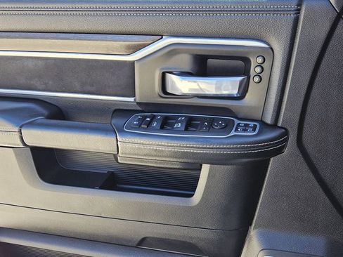 Used 2023 RAM 3500 Laramie image 31