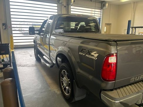 Used 2010 Ford F250 XLT AWD/4WD image 7