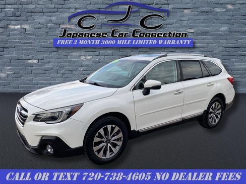 Used 2018 Subaru Outback 3.6R Touring AWD/4WD image 2