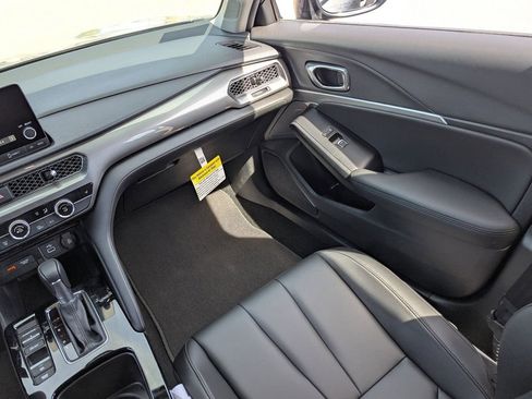 Certified 2025 Acura Integra Premium image 18