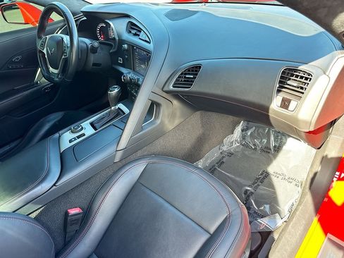 Used 2016 Chevrolet Corvette Z06 w/ 3LZ Preferred Equipment Group image 25