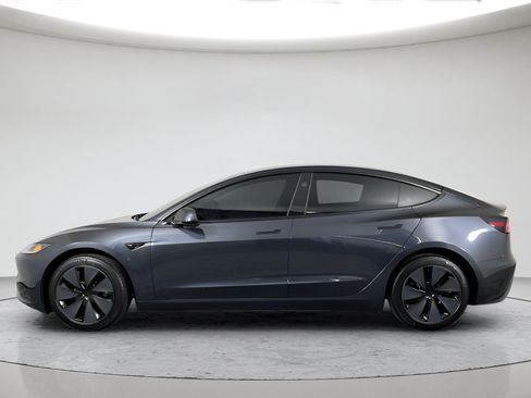 Used 2026 Tesla Model 3 RWD image 6