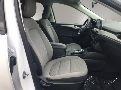 Used 2021 Ford Escape SE w/ Cold Weather Package AWD/4WD image 48
