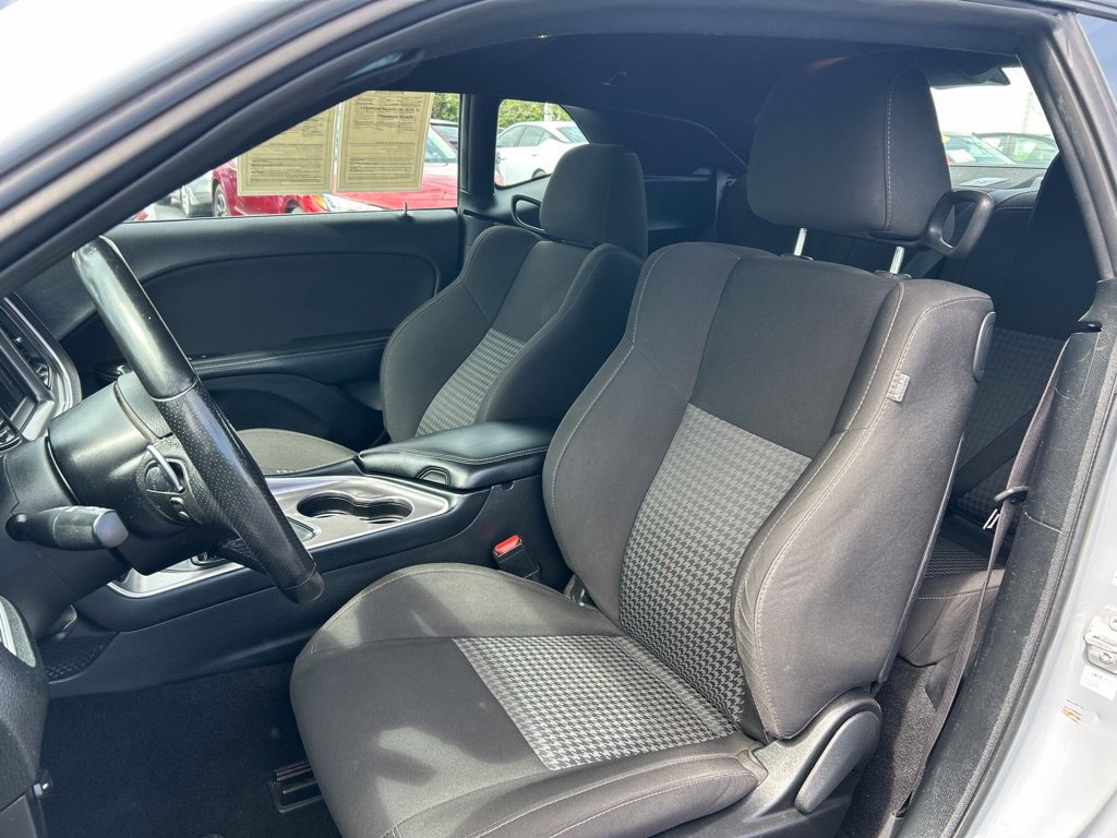 Used 2022 Dodge Challenger GT RWD image 14