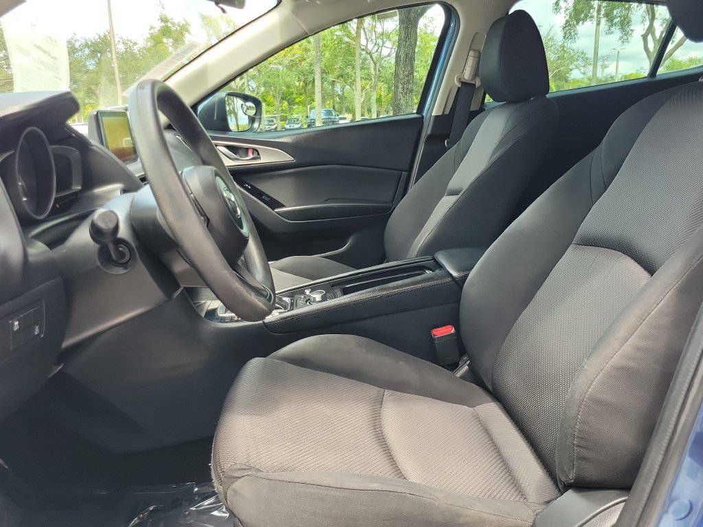 Used 2017 MAZDA MAZDA3 Sport FWD image 12