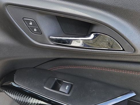 Used 2025 Chevrolet Trax RS w/ Driver Confidence Package image 29