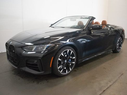 Used 2025 BMW M440i Convertible RWD image 8