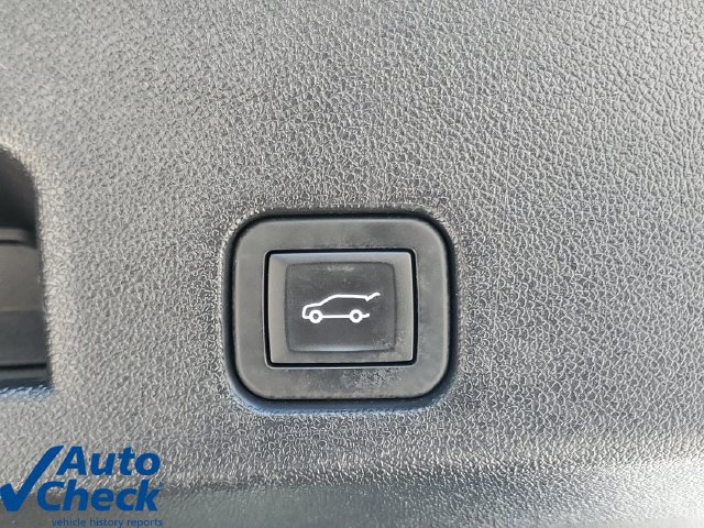 Certified 2026 Chevrolet Traverse LT AWD/4WD image 11