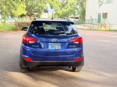 Used 2012 Hyundai Tucson GLS FWD image 6