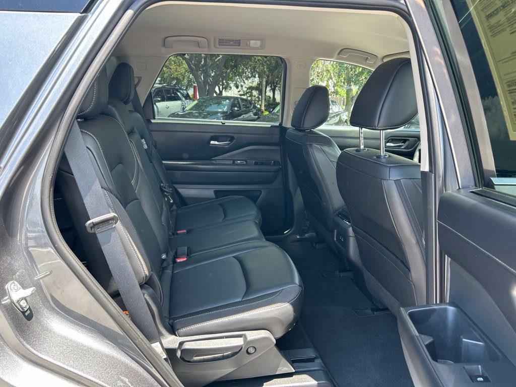 Certified 2024 Nissan Pathfinder SL AWD/4WD image 48