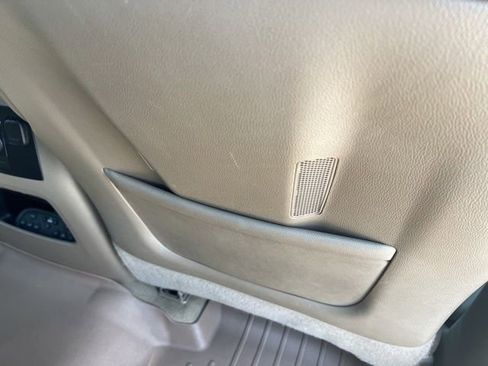Used 2016 Chevrolet Suburban LTZ AWD/4WD image 22
