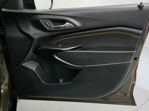 Certified 2024 Chevrolet Trax LT w/ Driver Confidence Package image 23