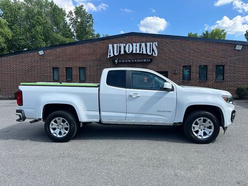 Used 2022 Chevrolet Colorado LT w/ Fleet Safety Package RWD image 8