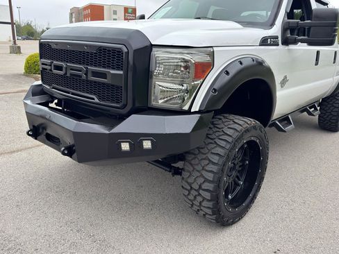 Used 2015 Ford F250 XL w/ Power Equipment Group image 16