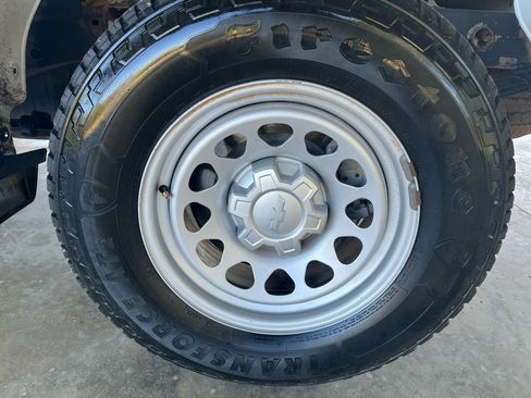 Used 2021 Chevrolet Silverado 1500 W/T w/ WT Fleet Convenience Package image 9