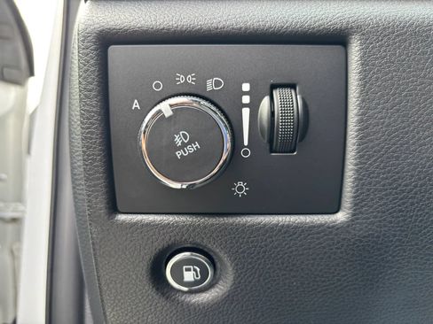 Used 2020 Jeep Grand Cherokee Limited X AWD/4WD image 22