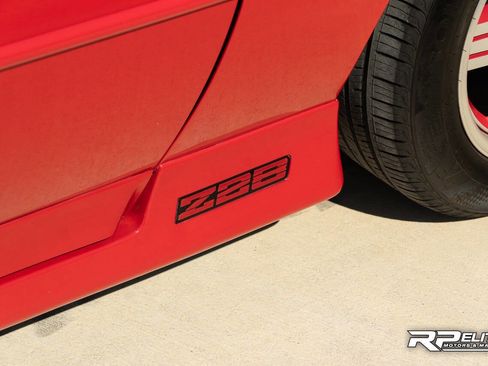 Used 1991 Chevrolet Camaro Z28 image 18