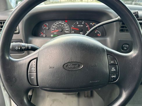 Used 2002 Ford F350 XL image 26