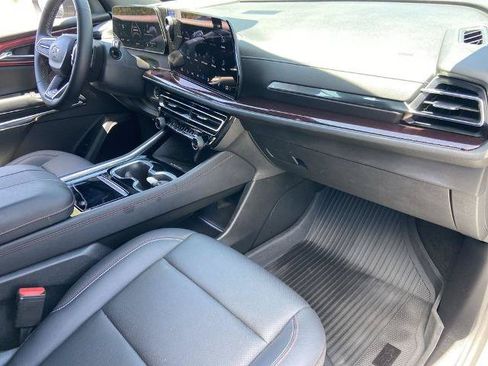Used 2026 Chevrolet Traverse Z71 w/ LPO, Floor Liner Package AWD/4WD image 26