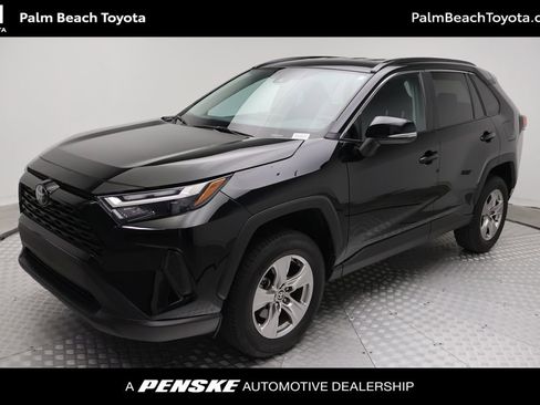 Certified 2024 Toyota RAV4 XLE FWD image 1