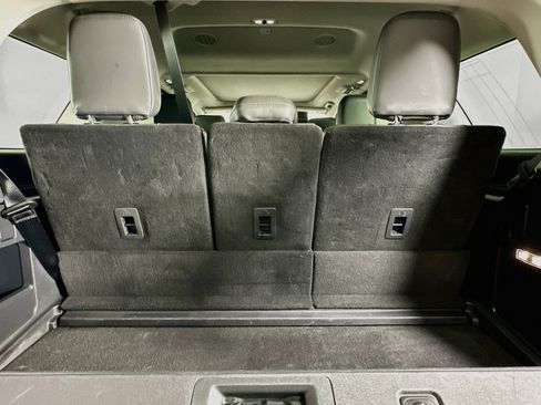 Used 2025 Ford Expedition Active AWD/4WD image 31