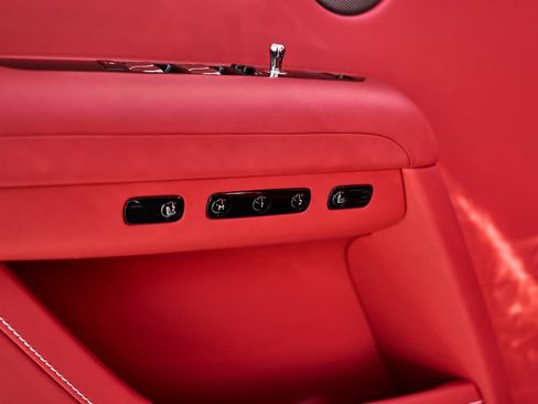 Used 2024 Rolls-Royce Ghost AWD/4WD image 36