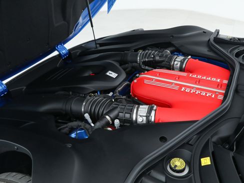 Certified 2025 Ferrari 12Cilindri RWD image 61
